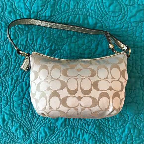 NWOT Coach Baguette (Small) - Picture 2 of 3